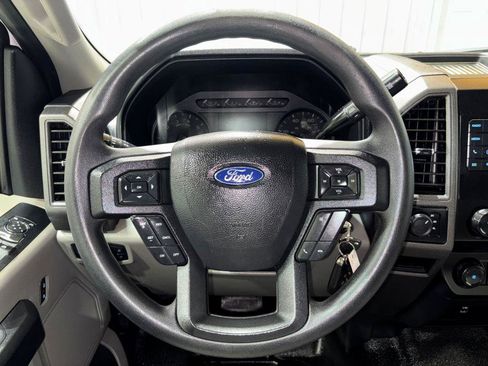Used 2020 Ford F250 XL w/ Power Equipment Group AWD/4WD image 18