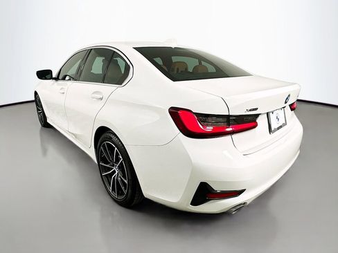 Certified 2022 BMW 330i xDrive Sedan image 7