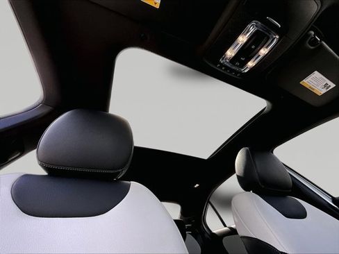 Used 2020 Mercedes-Benz A 220 4MATIC image 17