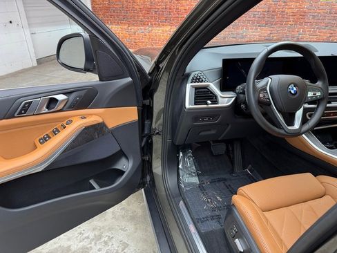 Certified 2025 BMW X5 xDrive50e w/ Parking Assistance Package image 9