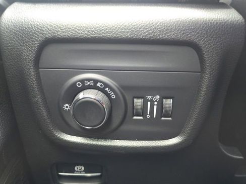 New 2026 Jeep Grand Cherokee 4WD image 11