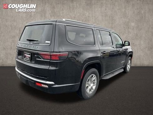 New 2024 Jeep Wagoneer Base w/ Convenience Group I image 6