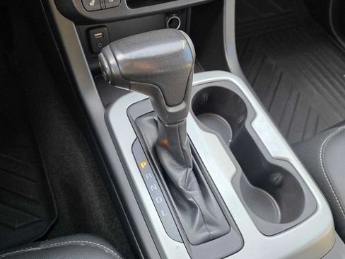 Used 2018 Chevrolet Colorado ZR2 AWD/4WD image 34
