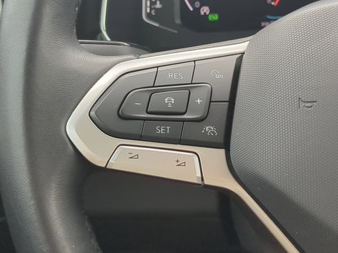 Used 2024 Volkswagen Jetta SEL FWD image 23