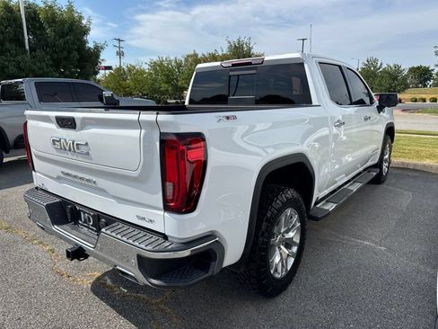 Used 2019 GMC Sierra 1500 SLT w/ SLT Premium Plus Package AWD/4WD image 4