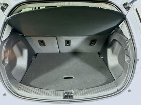 Used 2023 Chevrolet Bolt LT image 27