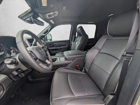 New 2026 RAM 2500 Limited AWD/4WD image 3