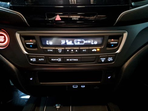 Certified 2025 Honda Passport EX-L image 29