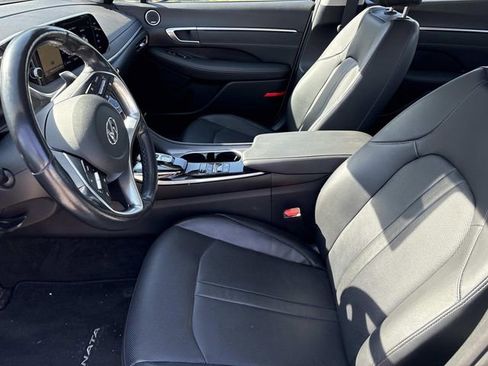 Used 2021 Hyundai Sonata Limited FWD image 11