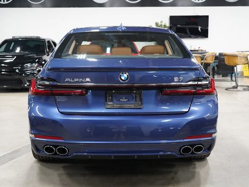 Used 2022 BMW ALPINA B7 xDrive w/ Luxury Rear Seating Package AWD/4WD image 4