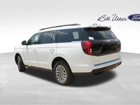New 2027 Ford Expedition Platinum w/ Driver's Package RWD image 4
