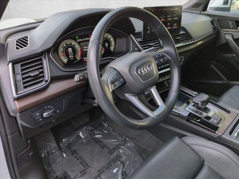 Used 2021 Audi Q5 2.0T Premium Plus w/ Premium Plus Package AWD/4WD image 10