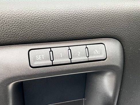 Used 2017 GMC Sierra 1500 SLT w/ SLT Premium Package image 28