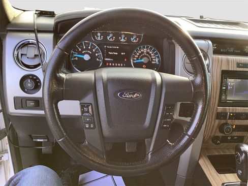 Used 2011 Ford F150 Lariat image 11