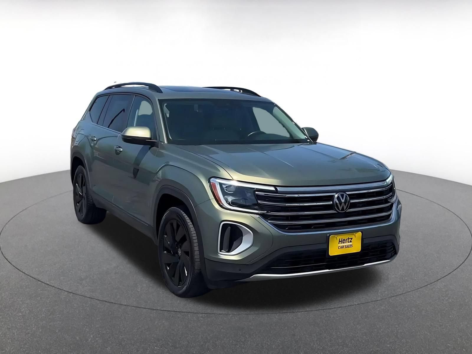 Used 2026 Volkswagen Atlas SE FWD image 3