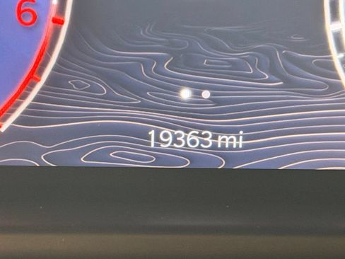 Used 2025 Jeep Wagoneer 4WD image 39