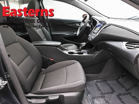 Used 2023 Chevrolet Malibu LT image 23