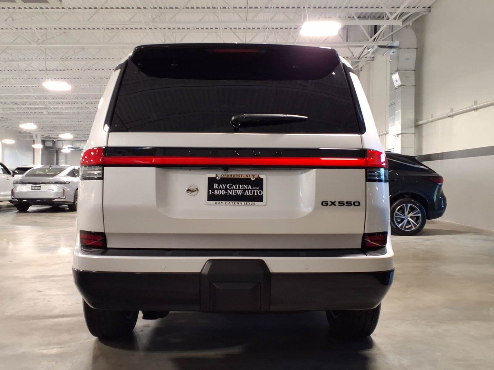 New 2026 Lexus GX 550 w/ Accessory Package (2T) AWD/4WD image 15