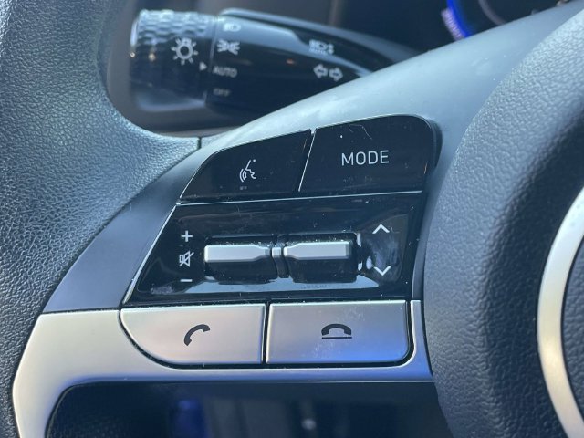 Certified 2023 Hyundai Elantra Blue FWD image 23