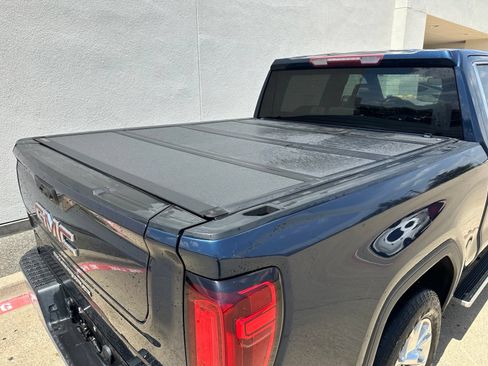 Used 2022 GMC Sierra 1500 SLT RWD image 14