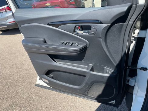 Used 2019 Honda Ridgeline RTL-E image 38