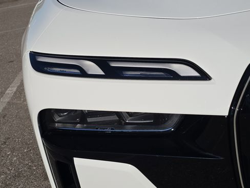 New 2026 BMW i7 eDrive50 w/ M Sport Package image 7