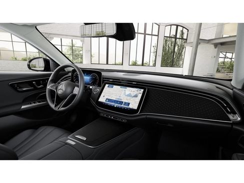 Certified 2024 Mercedes-Benz E 350 4MATIC Sedan image 6