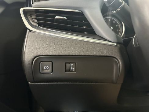 Used 2024 Buick Enclave Essence w/ Sport Touring Edition FWD image 18