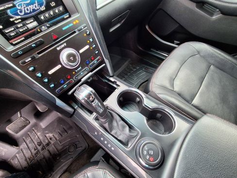 Used 2016 Ford Explorer Sport w/ Equipment Group 401A image 15