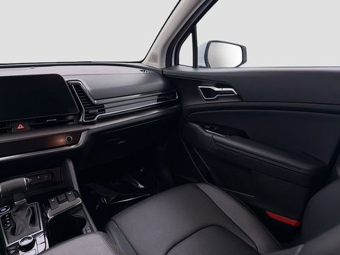 Used 2023 Kia Sportage EX image 23