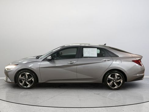 Used 2023 Hyundai Elantra SEL w/ Convenience Package FWD image 6