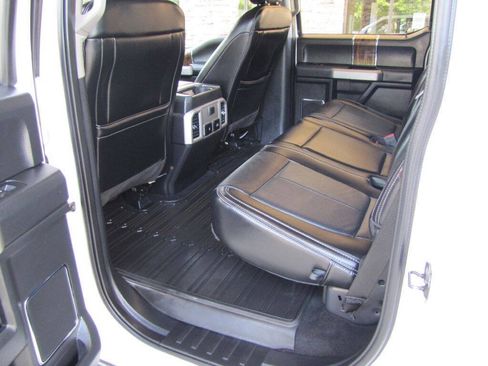 Used 2019 Ford F150 Lariat AWD/4WD image 18