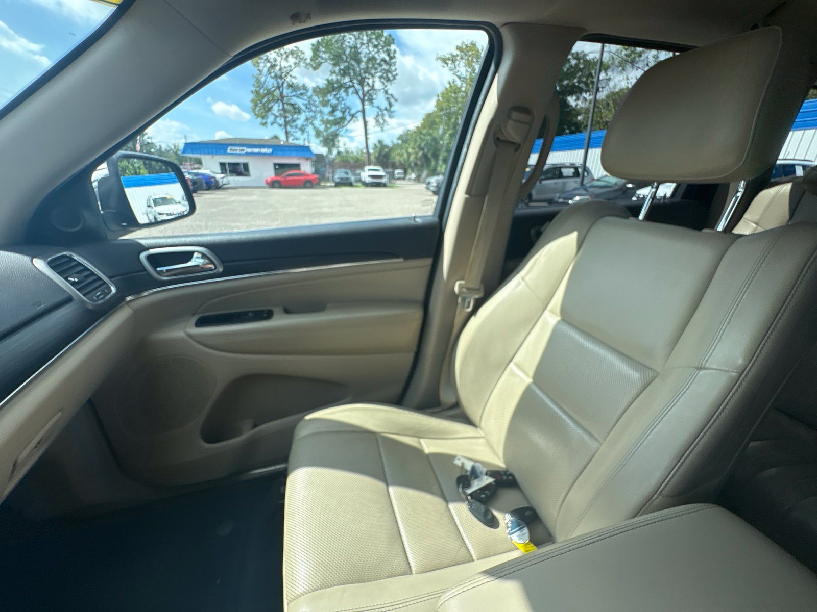Used 2019 Jeep Grand Cherokee Limited w/ Luxury Group II RWD image 36