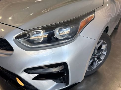 Used 2019 Kia Forte LXS FWD image 6