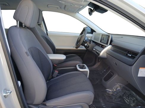 Certified 2024 Hyundai Ioniq 5 SEL image 15