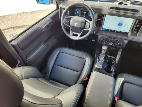 New 2025 Ford Bronco Badlands image 10