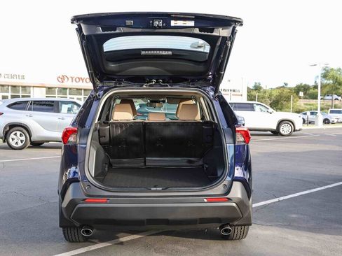 Certified 2022 Toyota RAV4 XLE w/ Convenience Package image 27