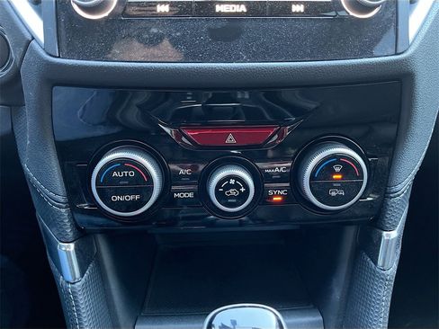 Used 2024 Subaru Forester Limited image 16