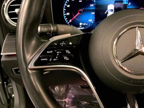 Used 2022 Mercedes-Benz E 350 Sedan image 22