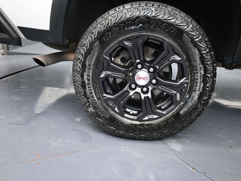 Used 2023 GMC Canyon Elevation w/ Convenience Package image 20