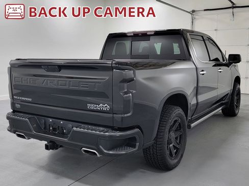 Used 2019 Chevrolet Silverado 1500 High Country w/ Technology Package image 9