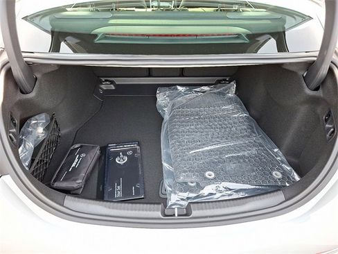 Used 2026 Mercedes-Benz C 300 4MATIC Sedan image 22