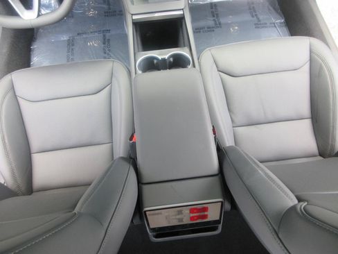 Used 2024 Tesla Model 3 RWD image 18