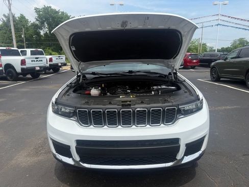 Used 2023 Jeep Grand Cherokee L Limited AWD/4WD image 62