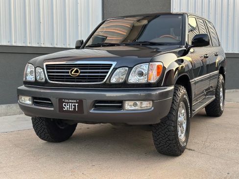 Used 2002 Lexus LX 470 4WD image 3