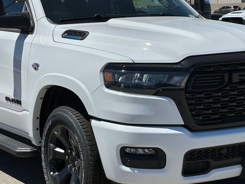 New 2026 RAM 1500 Big Horn AWD/4WD image 9