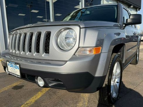 Used 2016 Jeep Patriot Latitude image 10