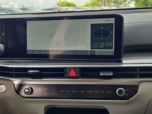 Certified 2025 Kia Sorento S FWD image 43