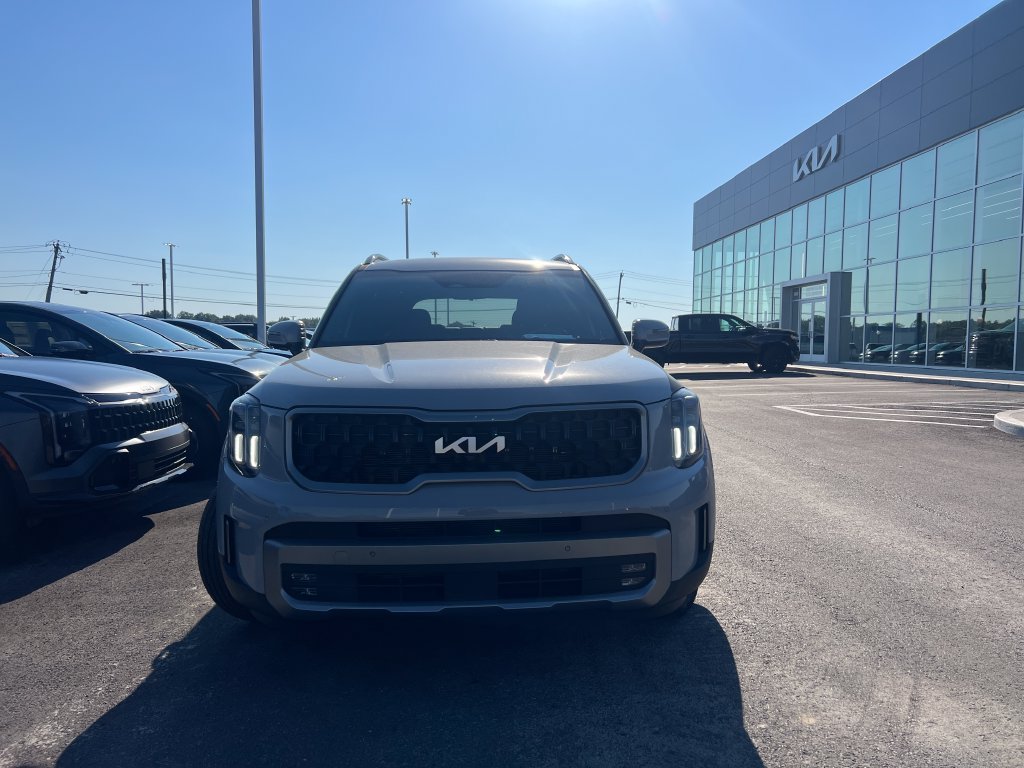 Certified 2023 Kia Telluride SX Prestige X-Line AWD/4WD image 10