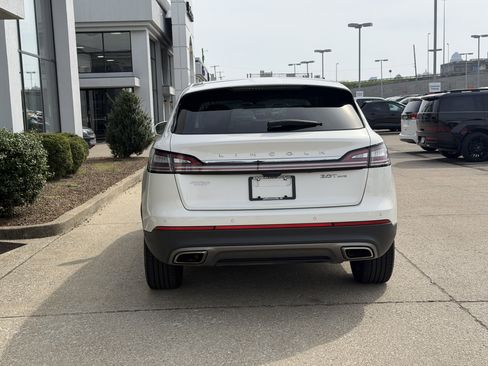 Used 2020 Lincoln Nautilus Reserve w/ Equipment Group 201A image 6